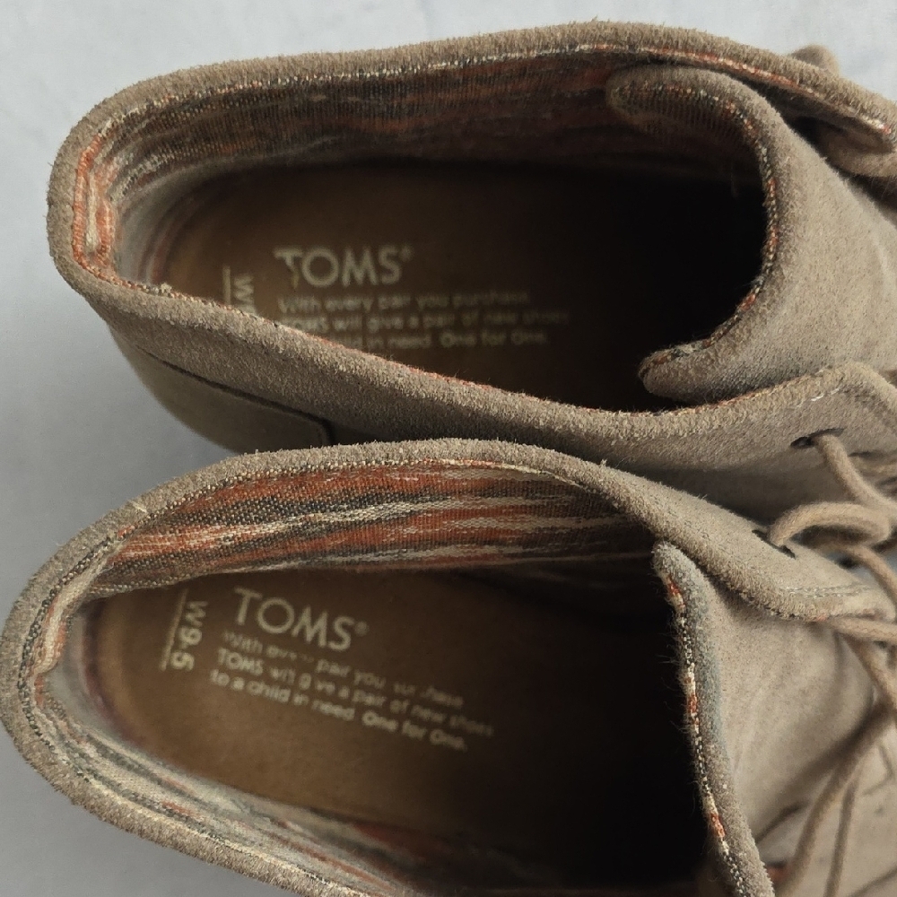 TOMS Desert Wedge Booties Womens Tan Suede Lace Up Ankle Boots Casual Comfort - Picture 6 of 12